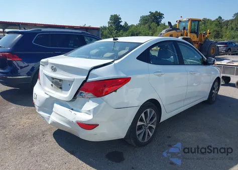 2016 Hyundai Accent Se z USA, uszkodzony, nr VIN KMHCU4AE0GU049958